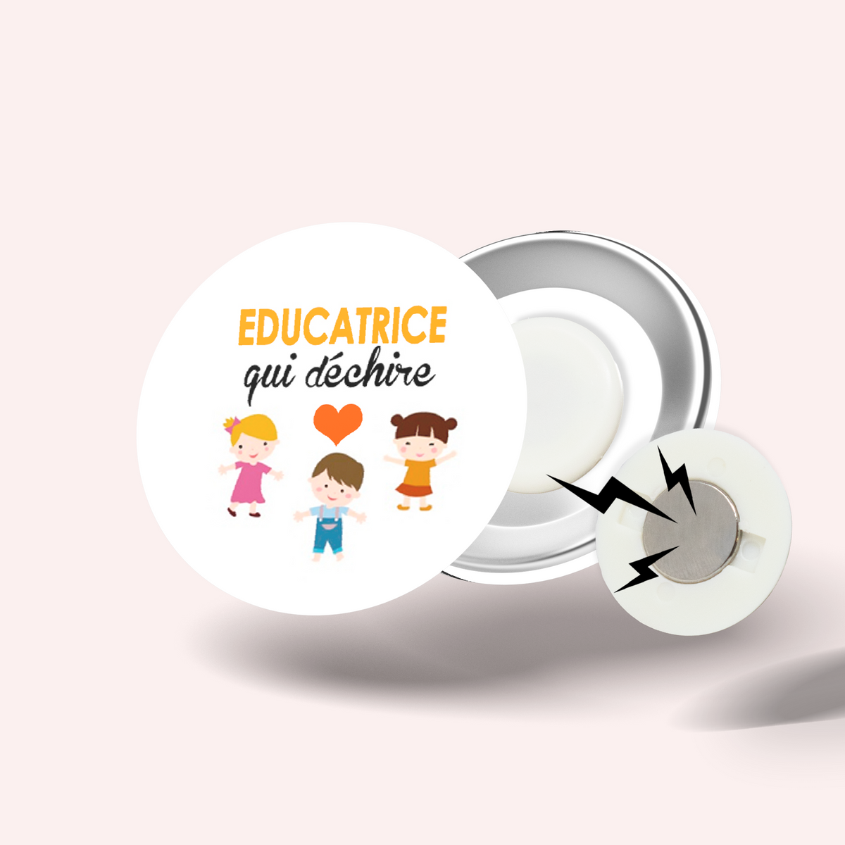 Badge Éducatrice qui déchire 006