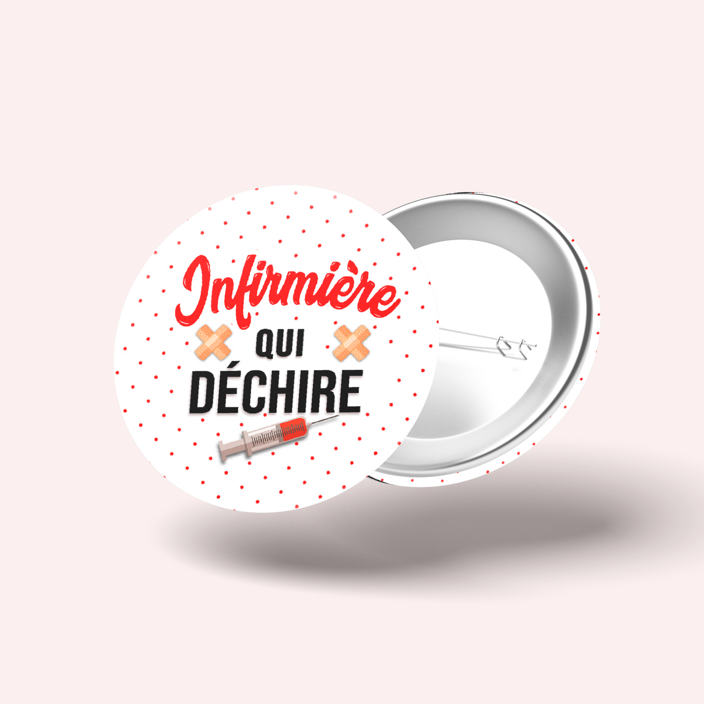 Badge Infirmière qui déchire 008