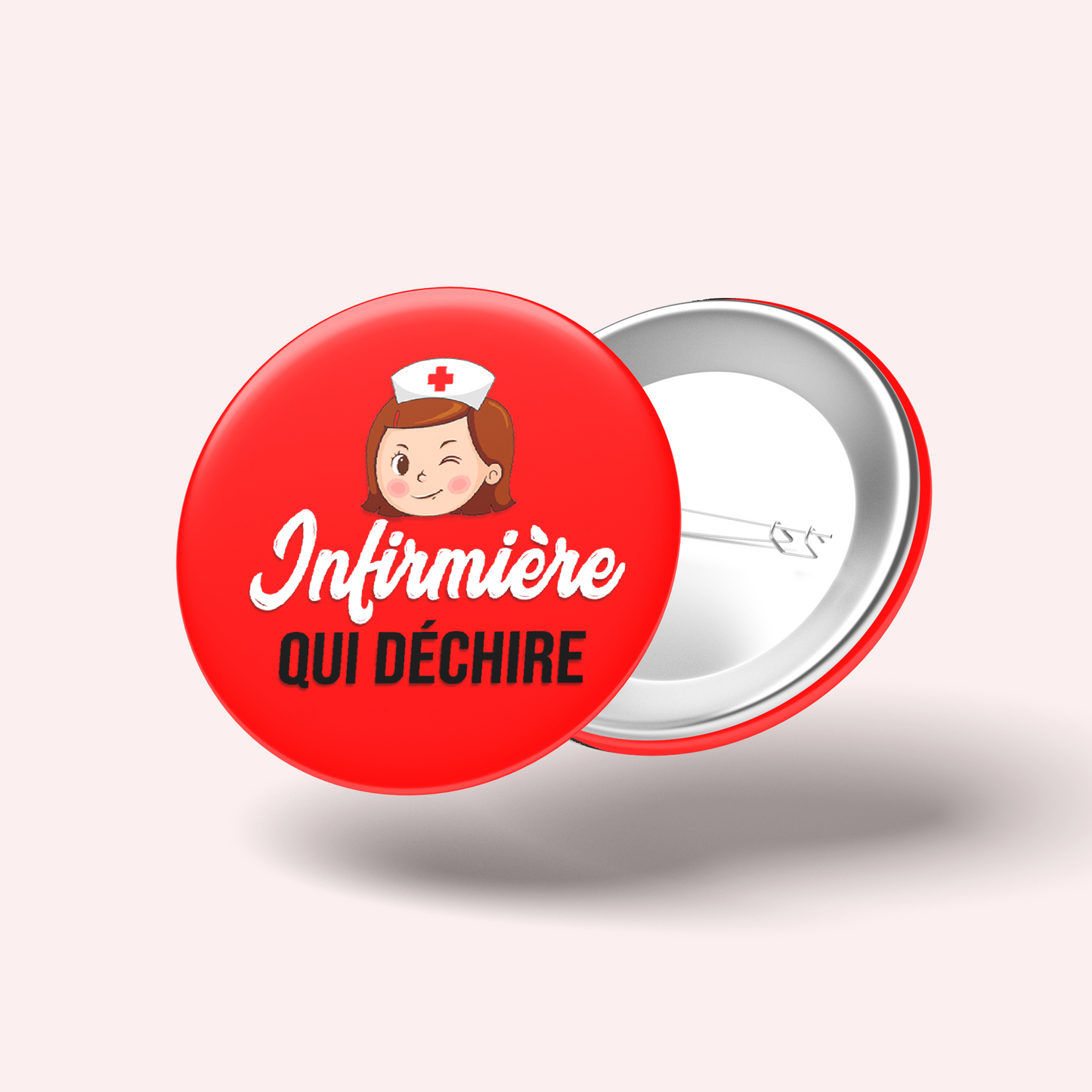 Badge Infirmière qui déchire 012