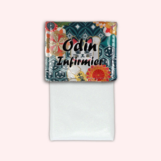 White Cat Magnetic Pouch