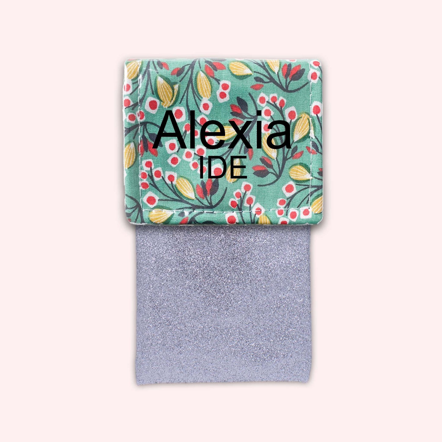 Flower 2 Magnetic Pouch