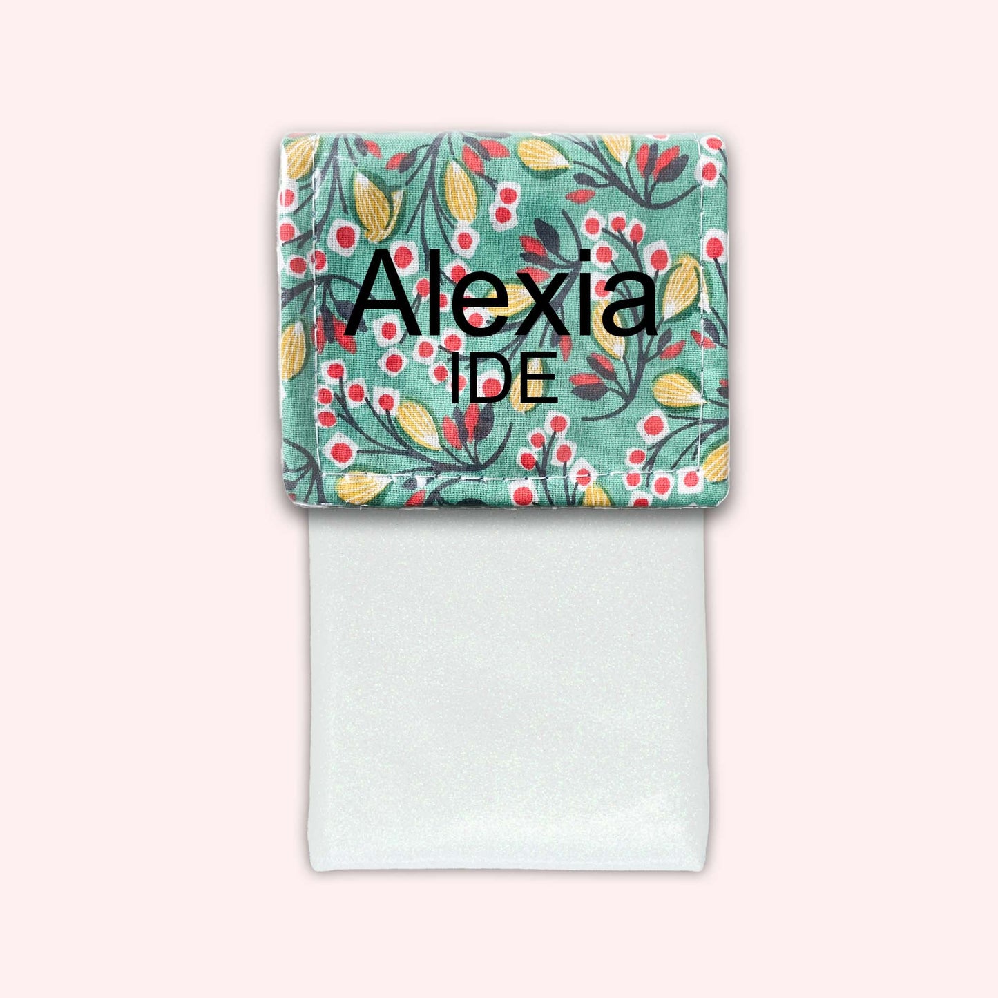 Flower 2 Magnetic Pouch