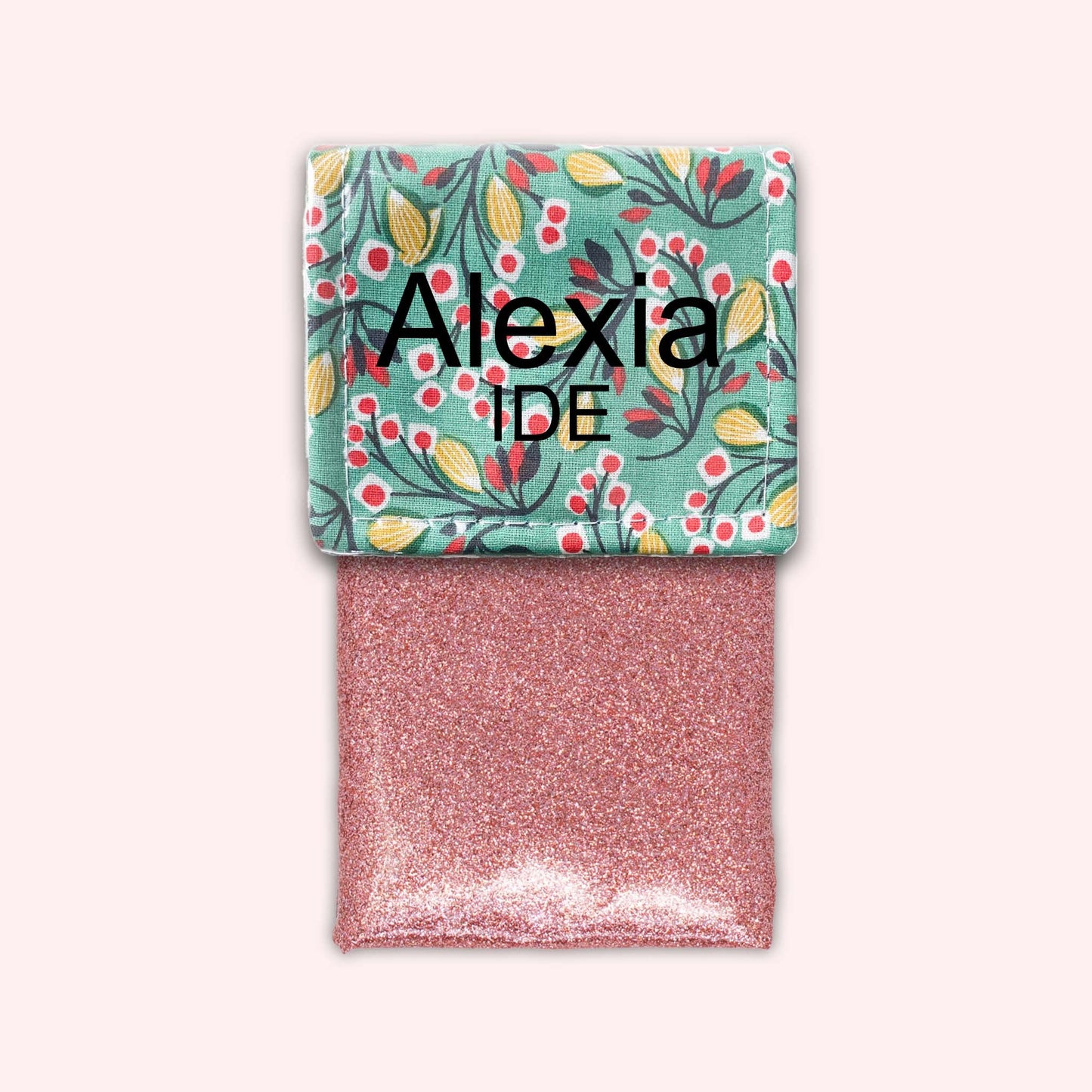 Flower 2 Magnetic Pouch