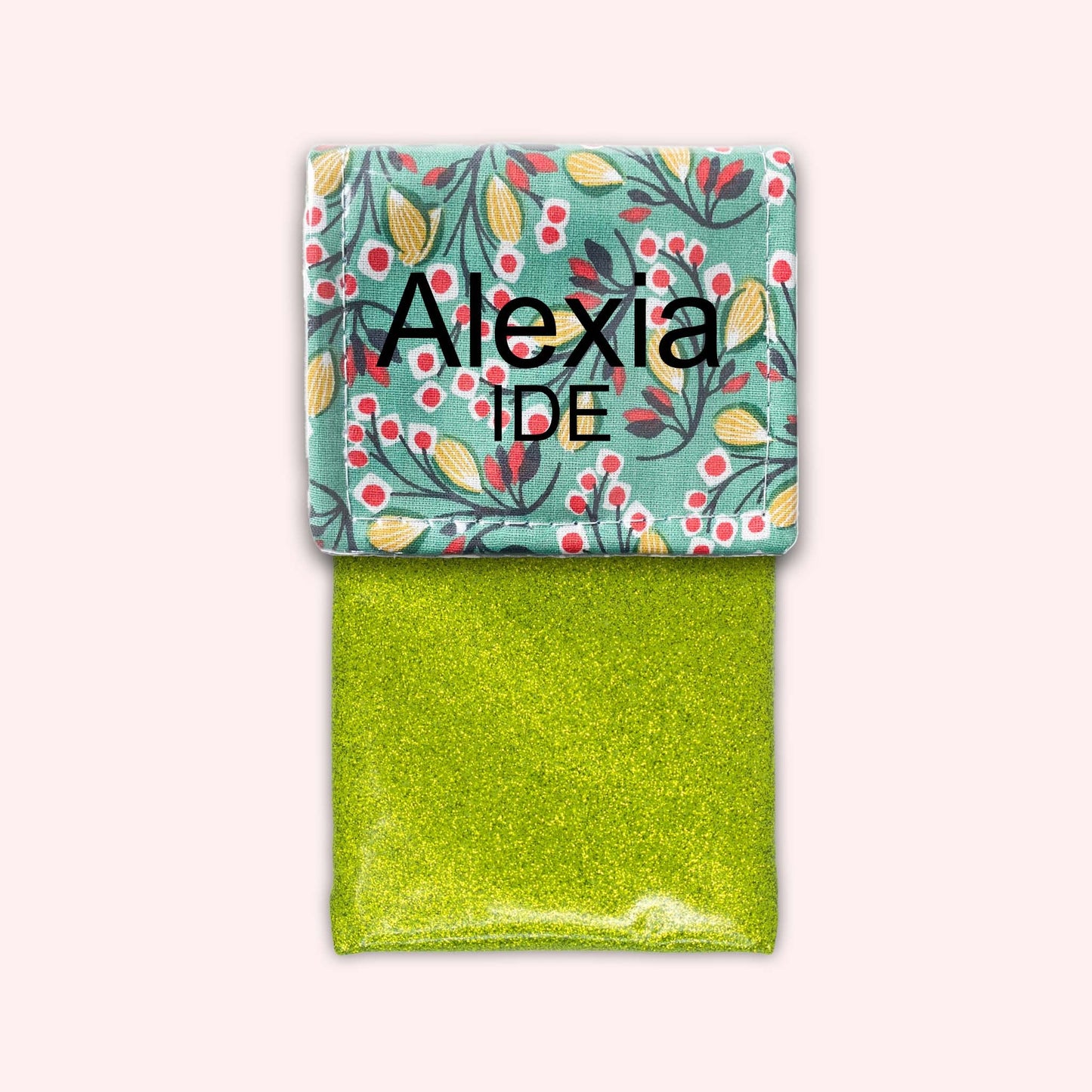 Flower 2 Magnetic Pouch