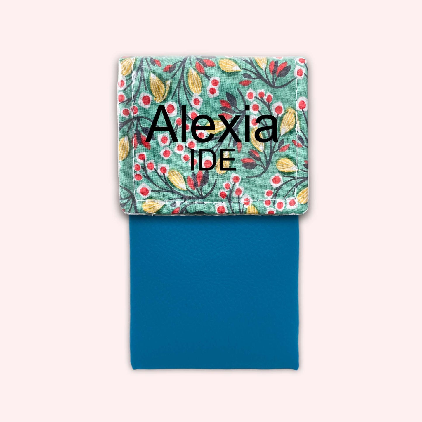 Flower 2 Magnetic Pouch