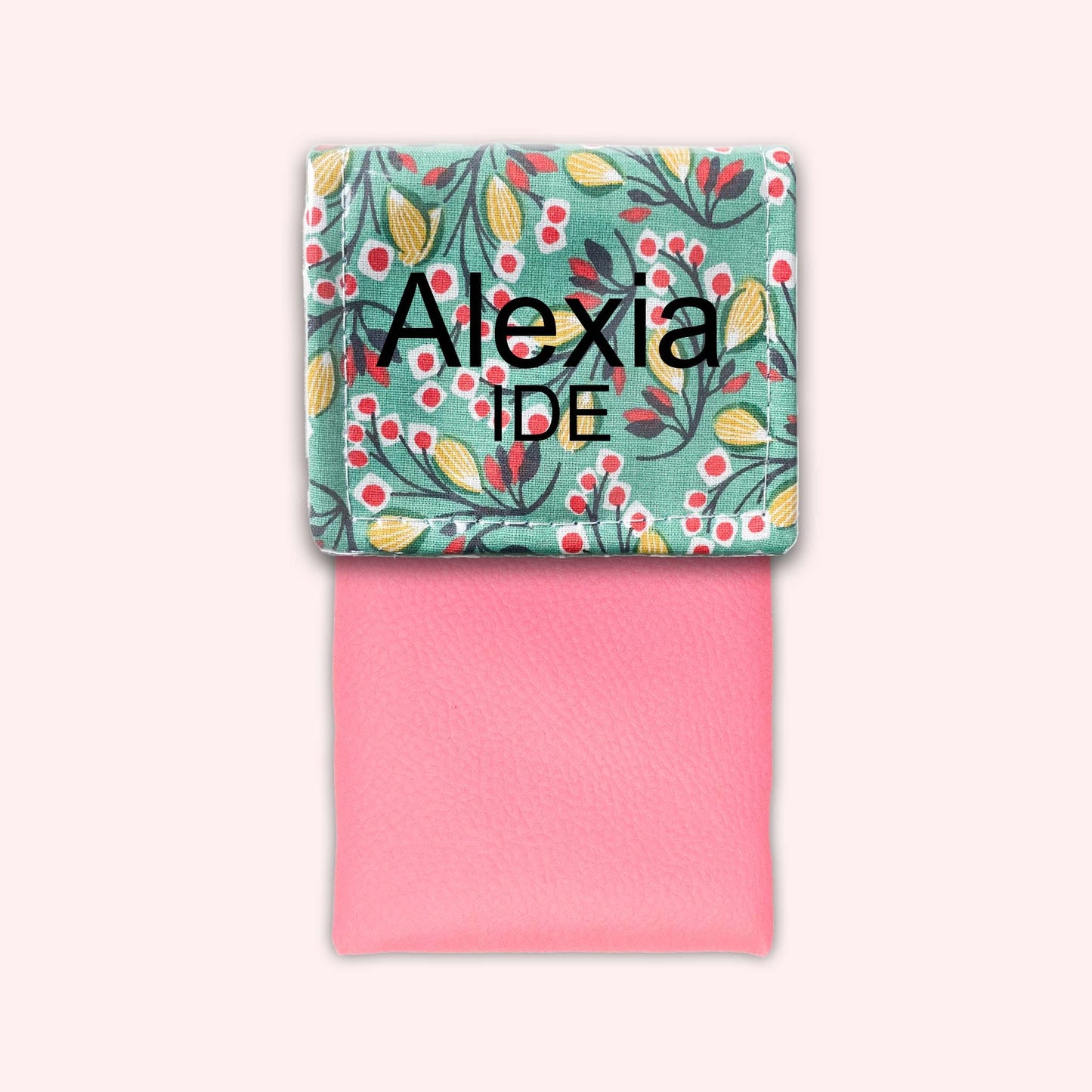 Flower 2 Magnetic Pouch