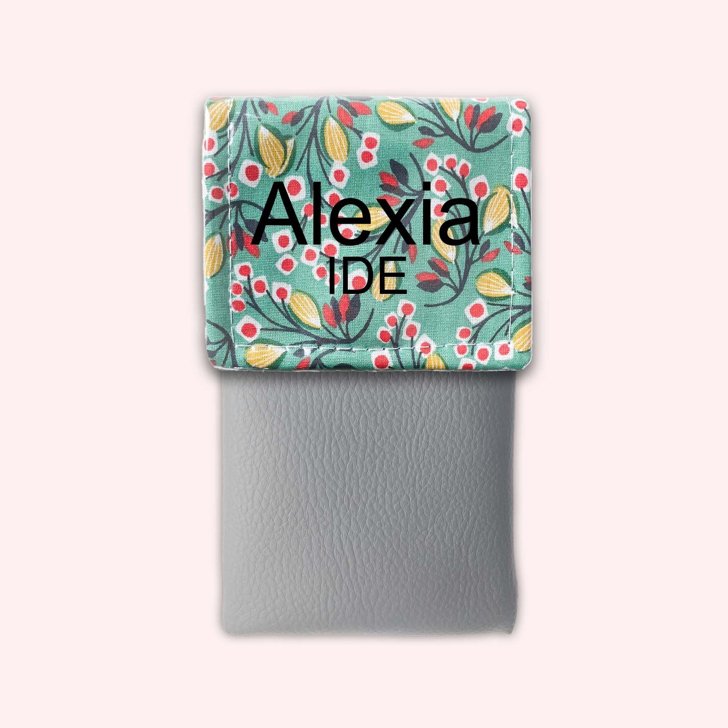 Flower 2 Magnetic Pouch