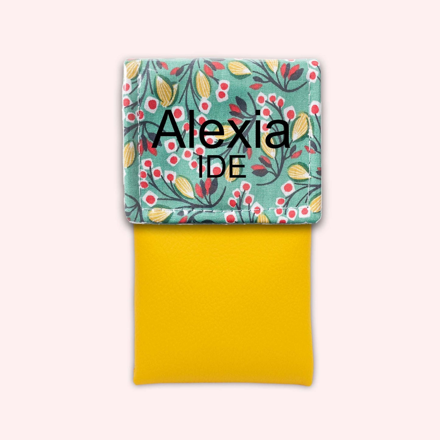 Flower 2 Magnetic Pouch