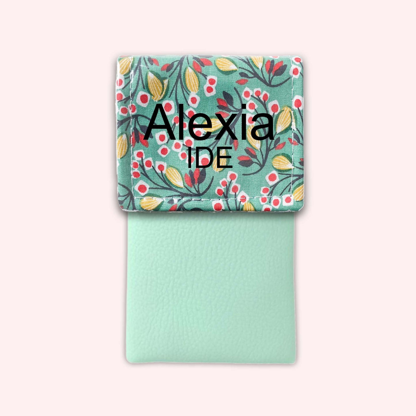 Flower 2 Magnetic Pouch
