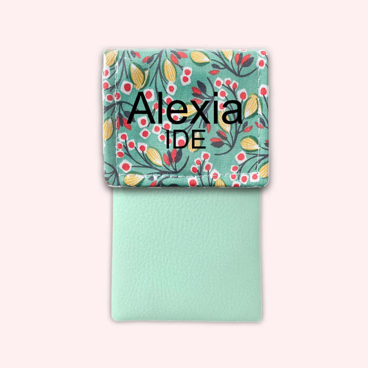 Flower 2 Magnetic Pouch