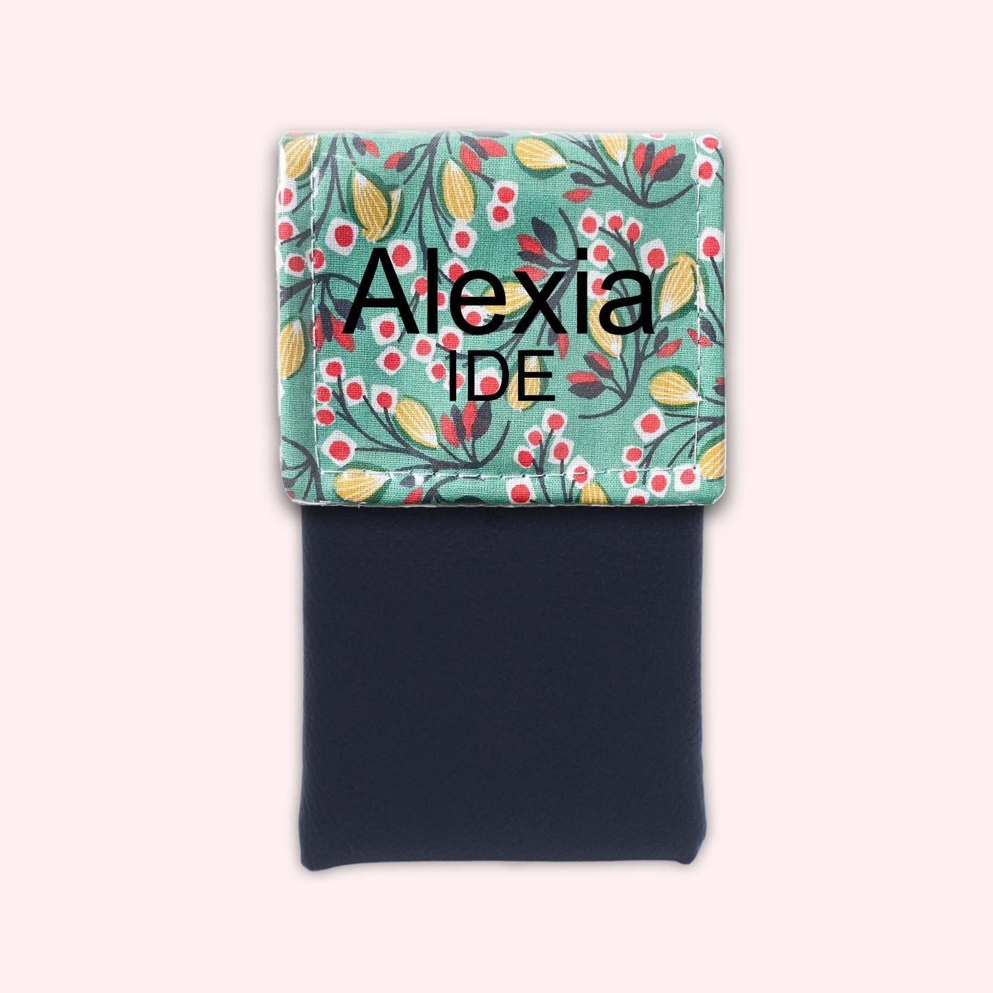 Flower 2 Magnetic Pouch