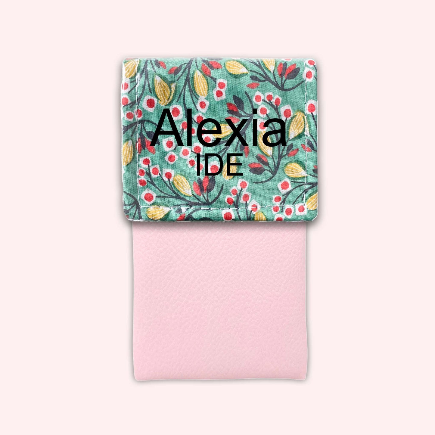 Flower 2 Magnetic Pouch