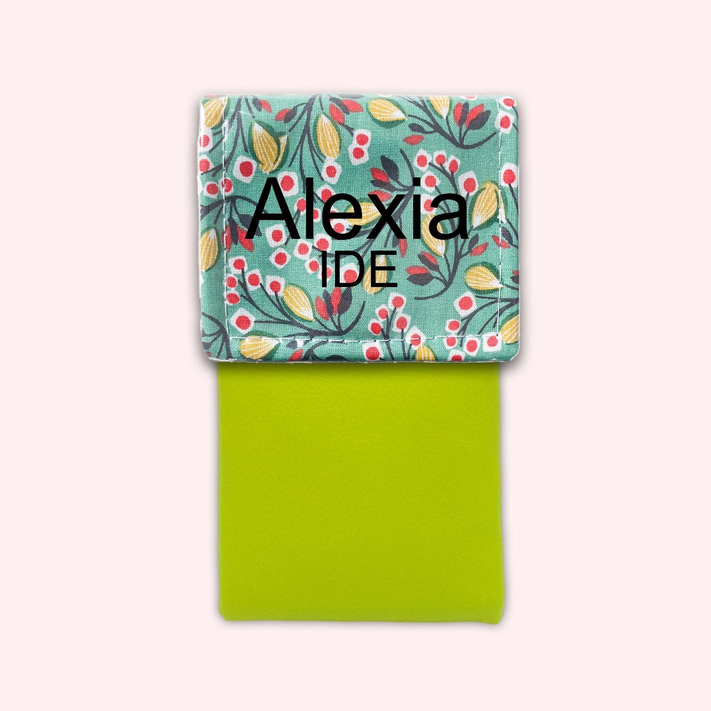 Flower 2 Magnetic Pouch