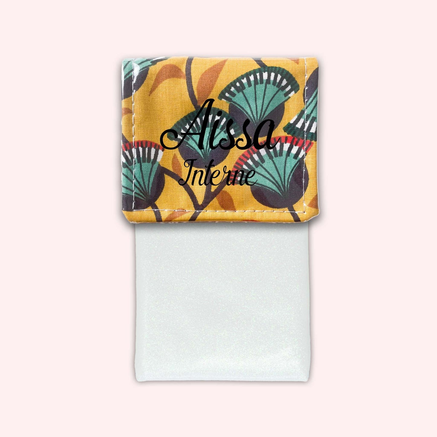 Flower 6 Magnetic Pouch