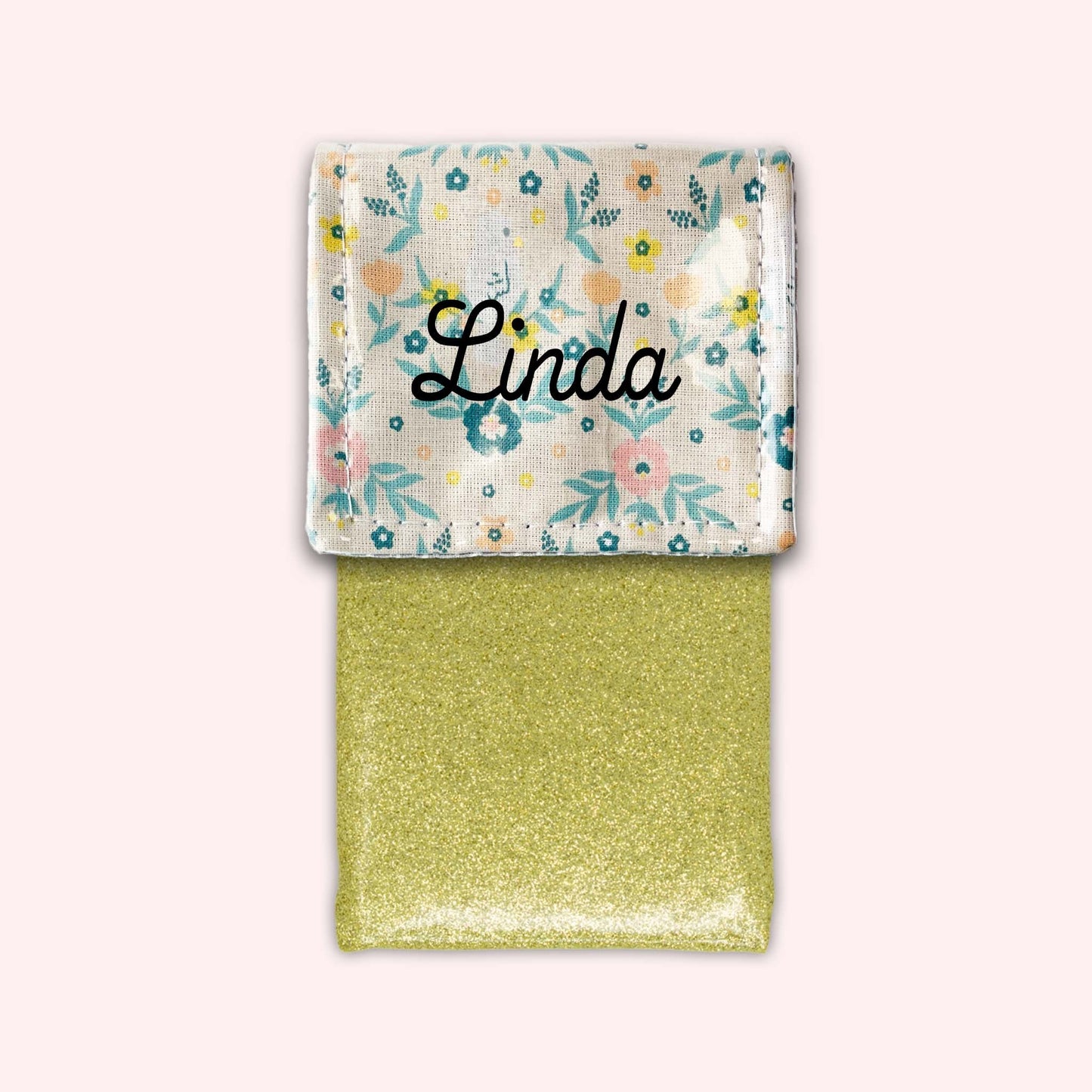 Queen Magnetic Pouch