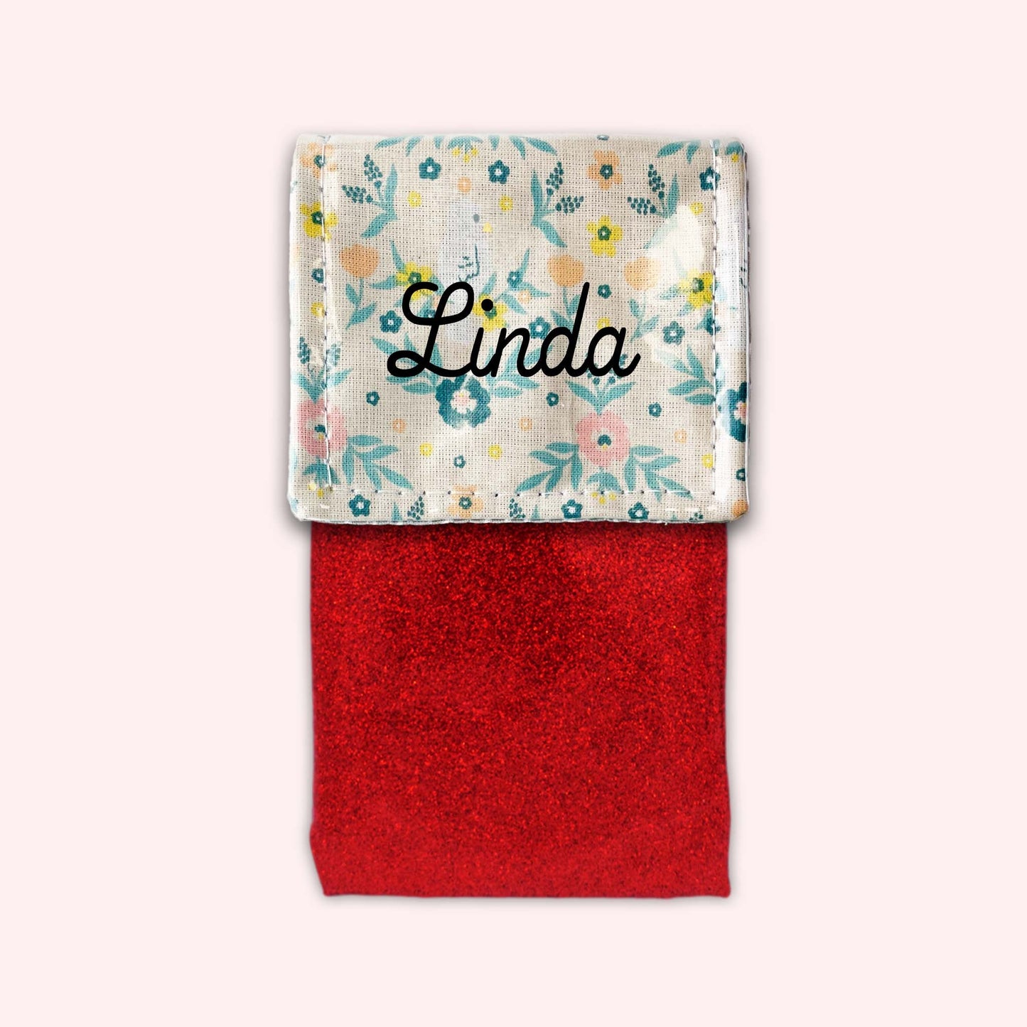 Queen Magnetic Pouch