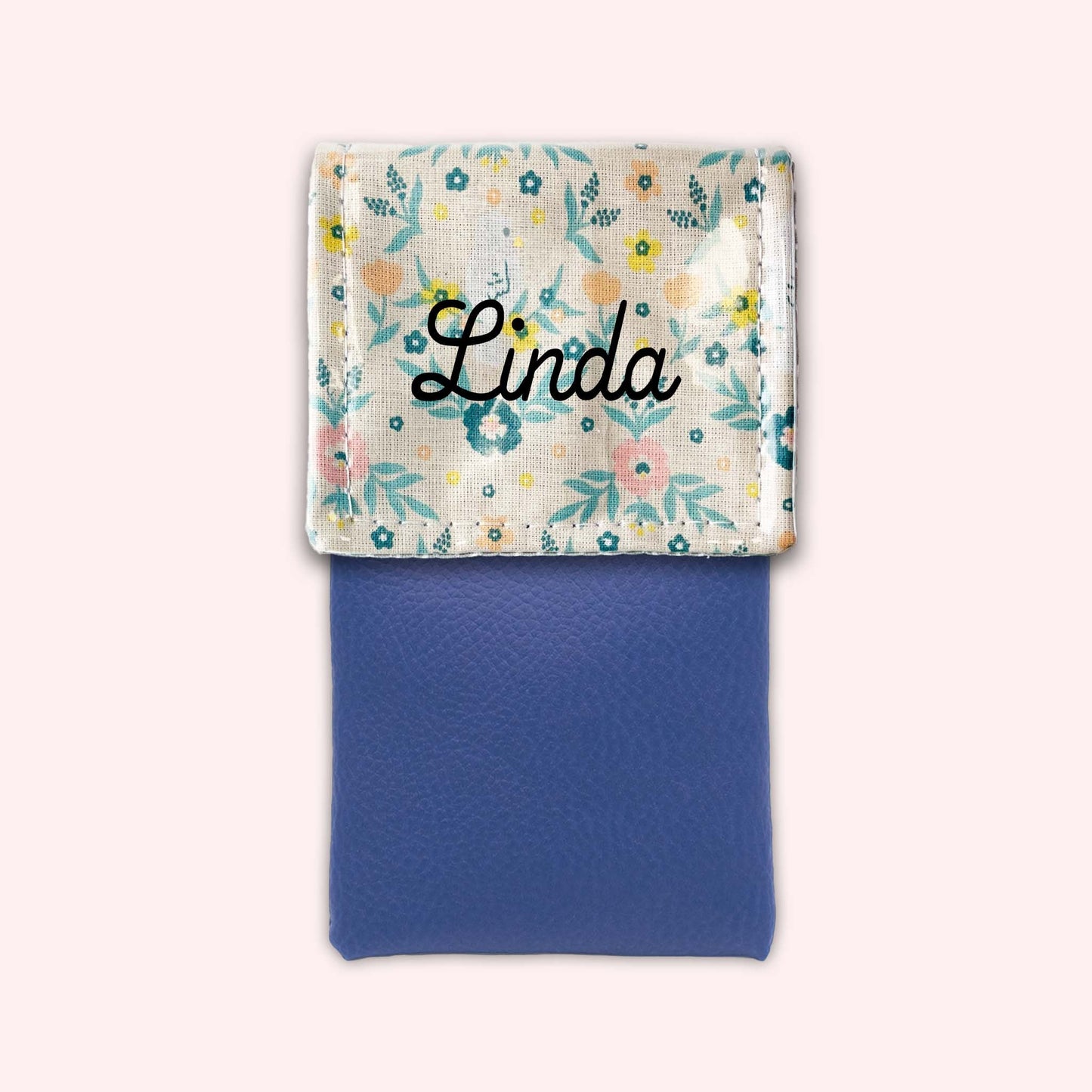 Queen Magnetic Pouch