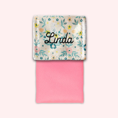 Queen Magnetic Pouch