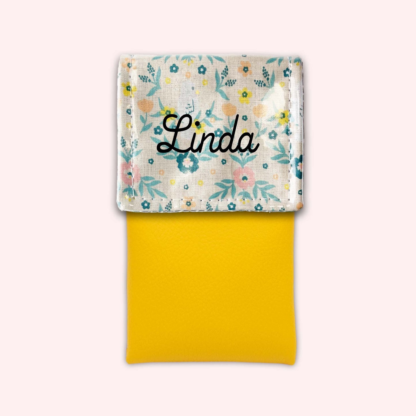 Queen Magnetic Pouch