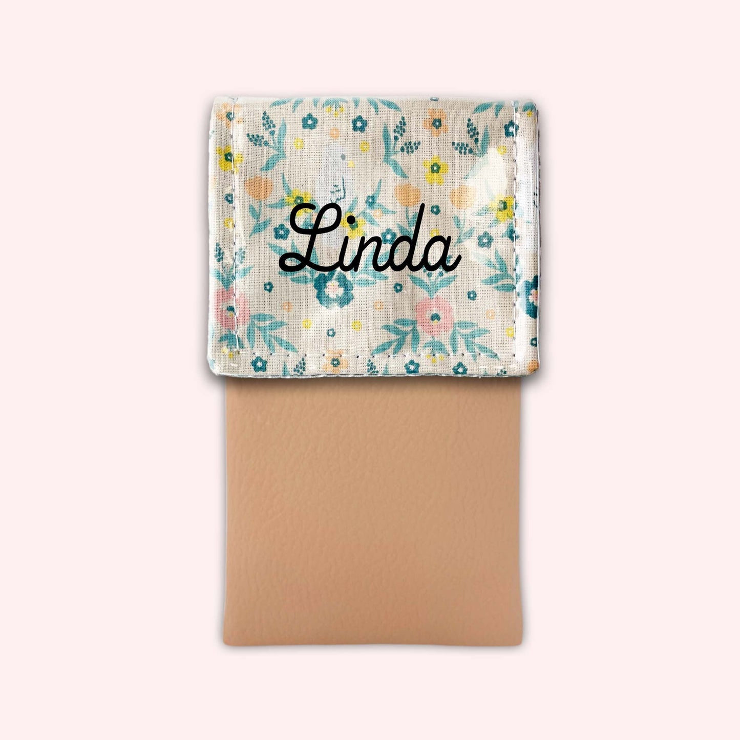 Queen Magnetic Pouch