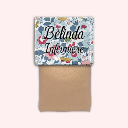 Liberty Betsy Porcelain Magnetic Pouch