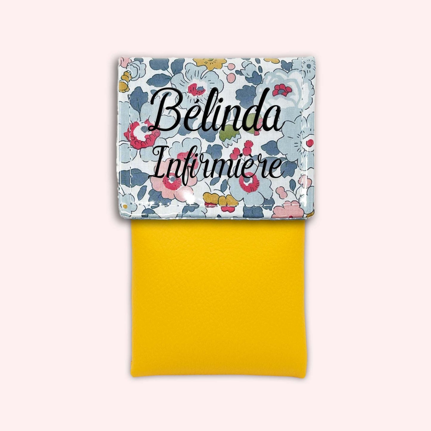 Liberty Betsy Porcelain Magnetic Pouch