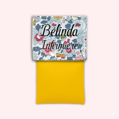 Liberty Betsy Porcelain Magnetic Pouch