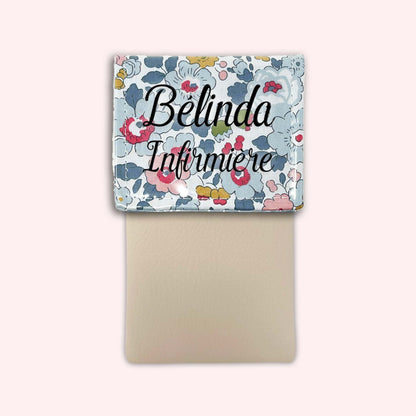 Liberty Betsy Porcelain Magnetic Pouch