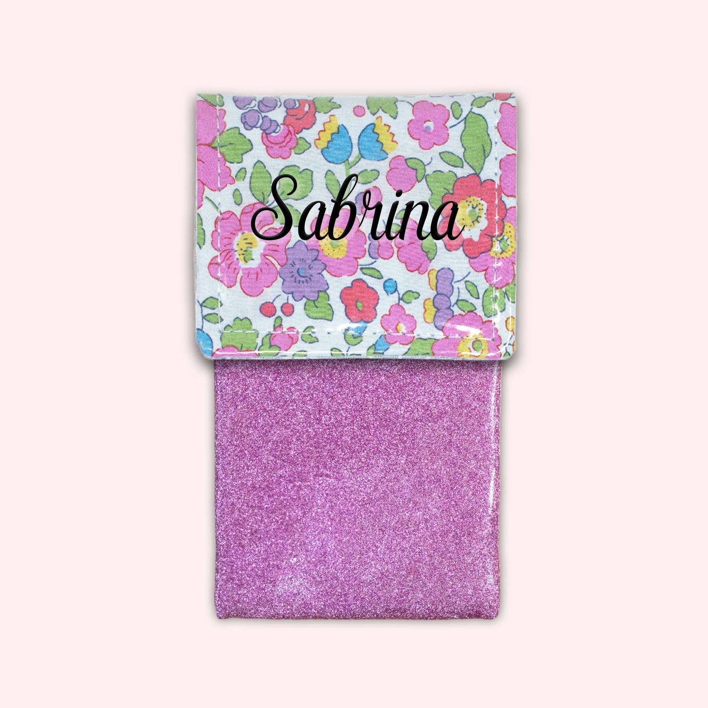 Liberty Betsy Spring Magnetic Pouch
