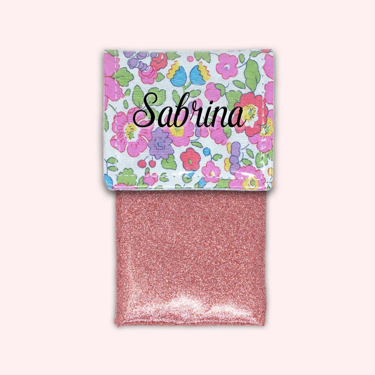 Liberty Betsy Spring Magnetic Pouch