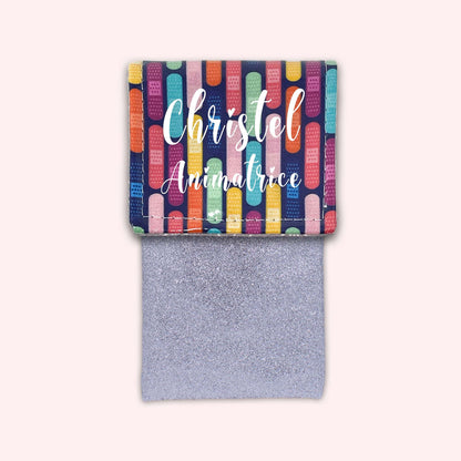 Magnetic pouch for small bandages