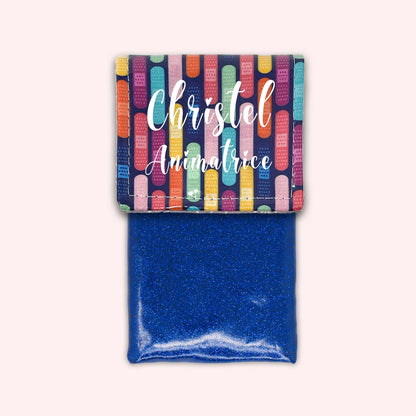 Magnetic pouch for small bandages