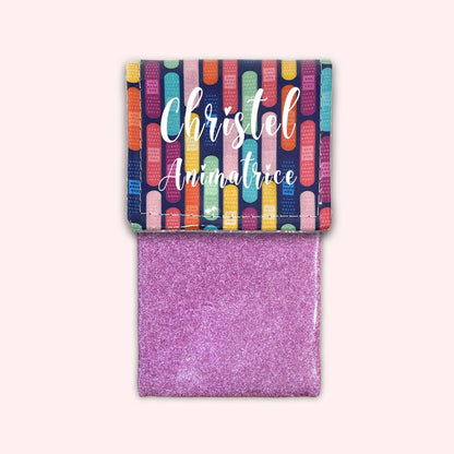 Magnetic pouch for small bandages