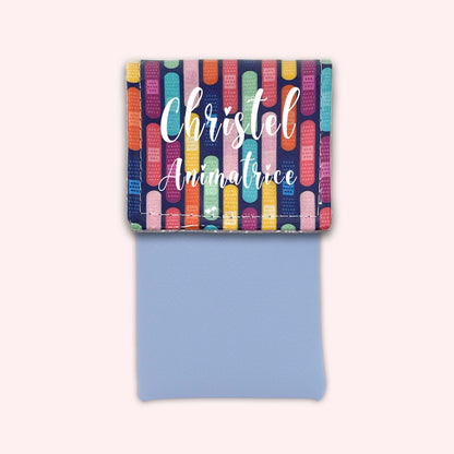 Magnetic pouch for small bandages