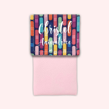 Magnetic pouch for small bandages