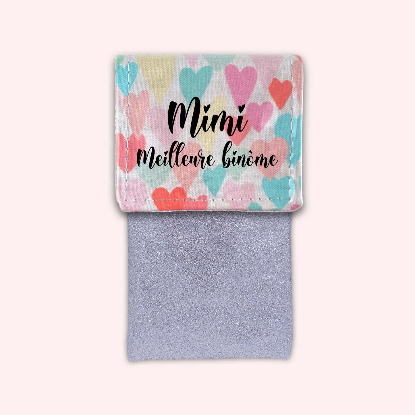 Atout Coeurs magnetic pouch