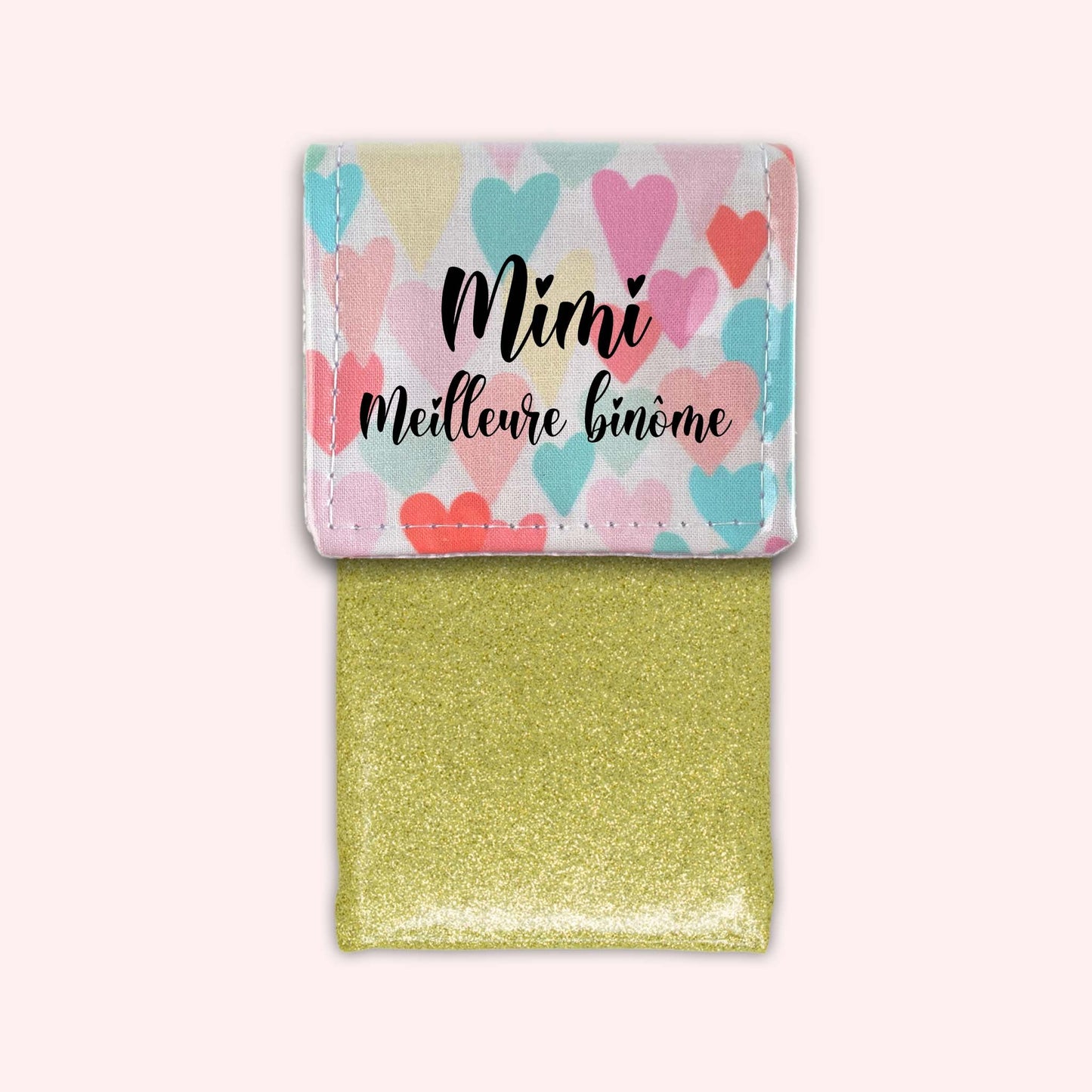 Atout Coeurs magnetic pouch