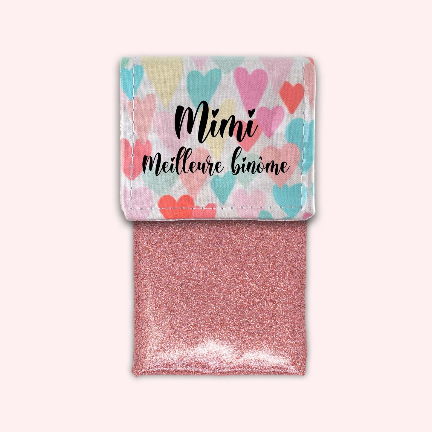 Atout Coeurs magnetic pouch