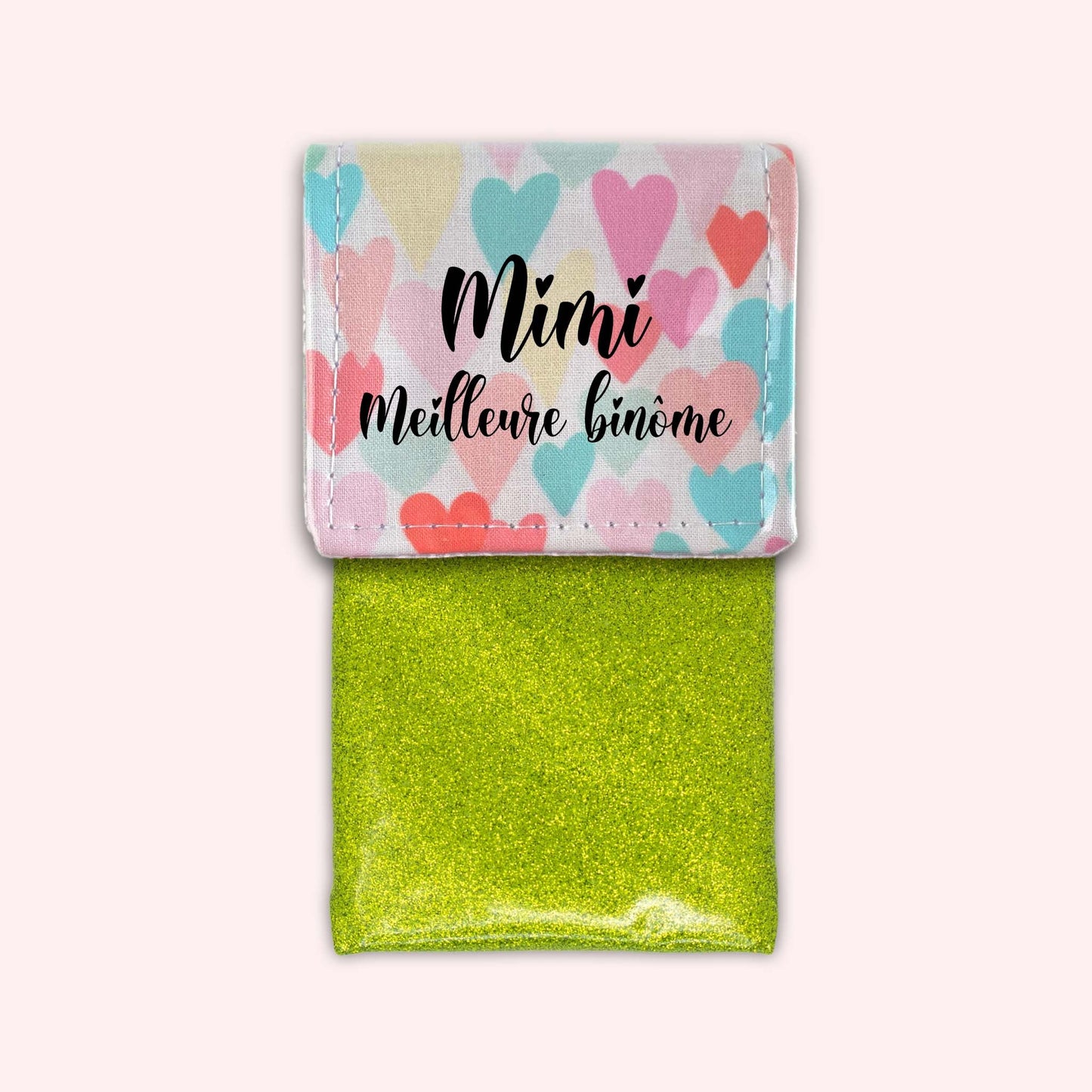Atout Coeurs magnetic pouch