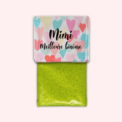 Atout Coeurs magnetic pouch