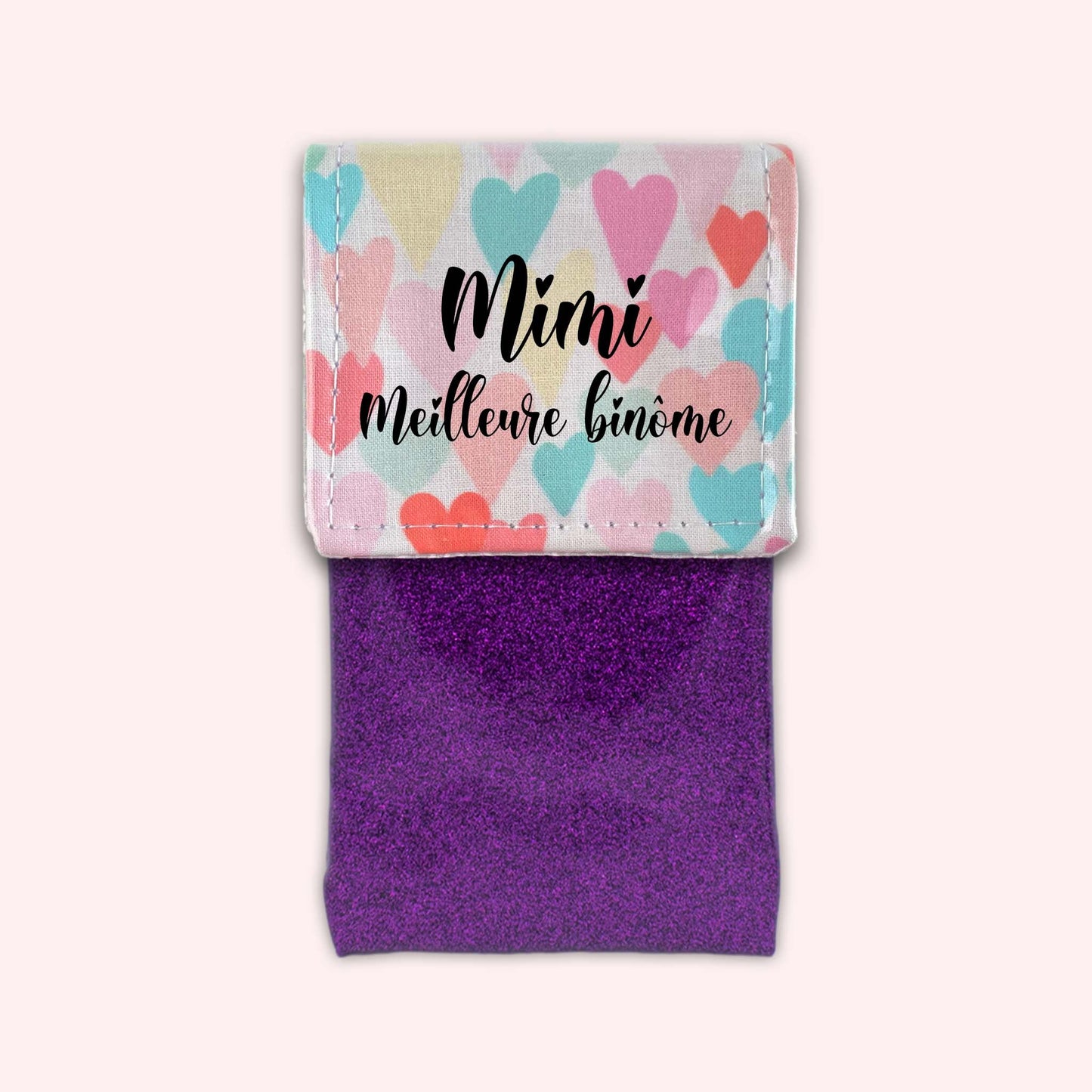 Atout Coeurs magnetic pouch