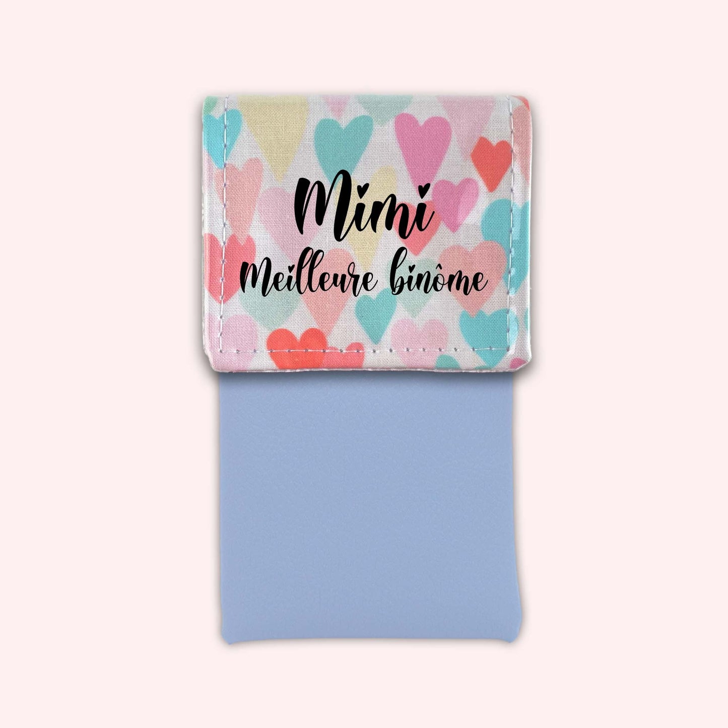 Atout Coeurs magnetic pouch
