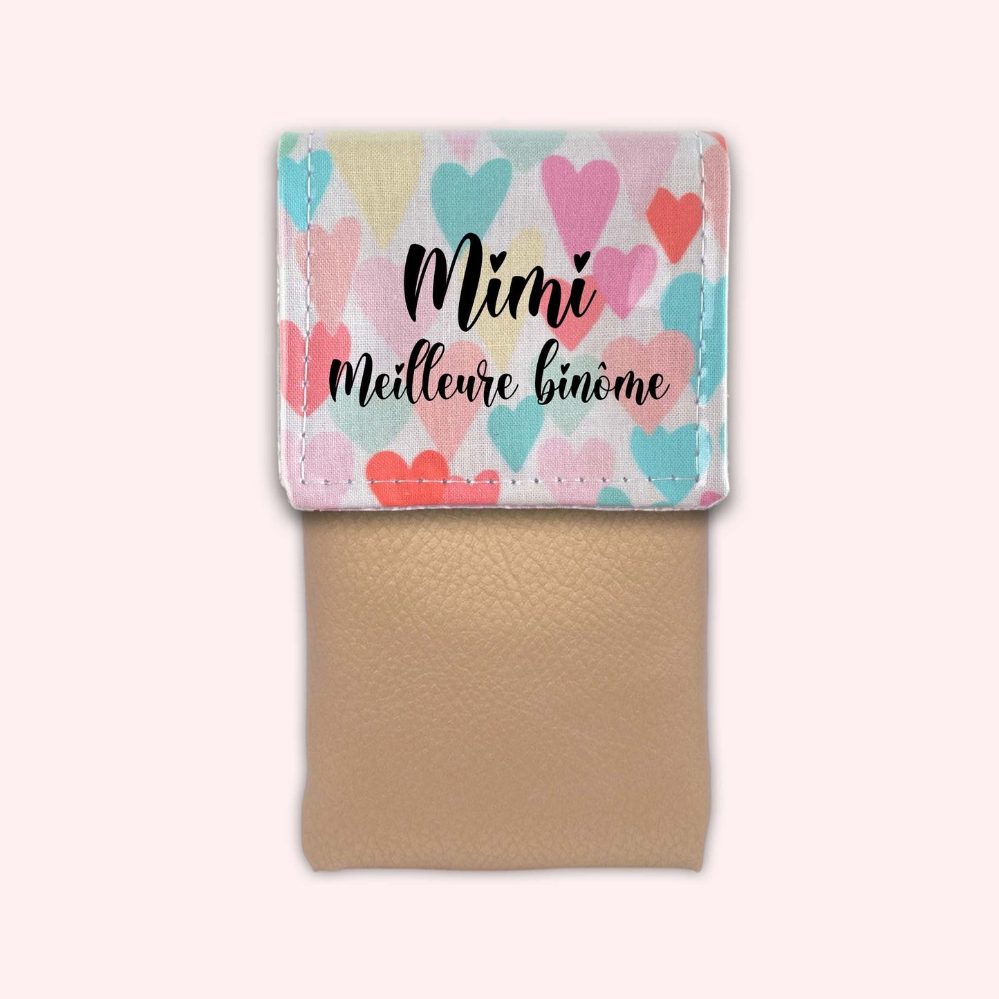 Atout Coeurs magnetic pouch