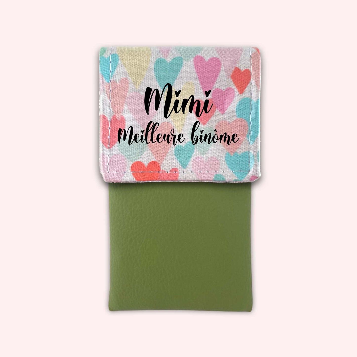 Atout Coeurs magnetic pouch