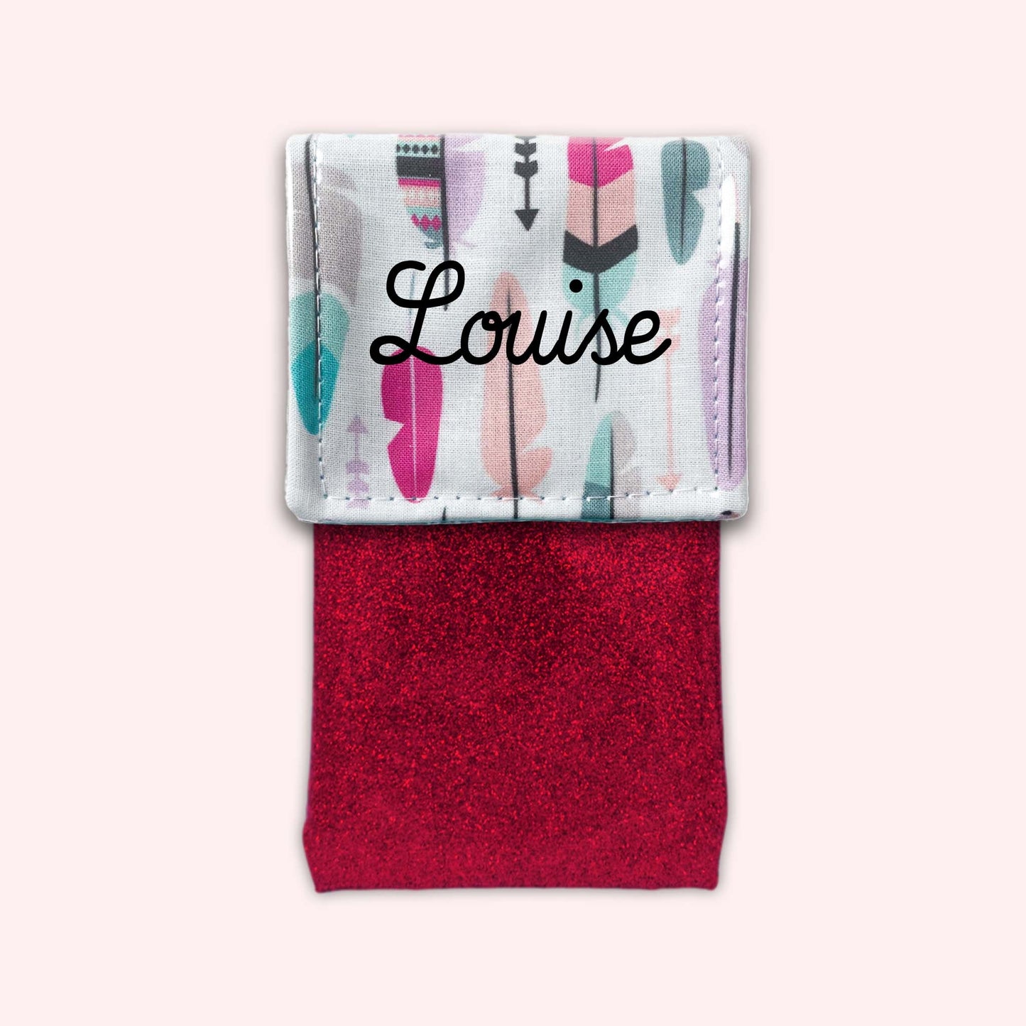 Feathers Magnetic Pouch