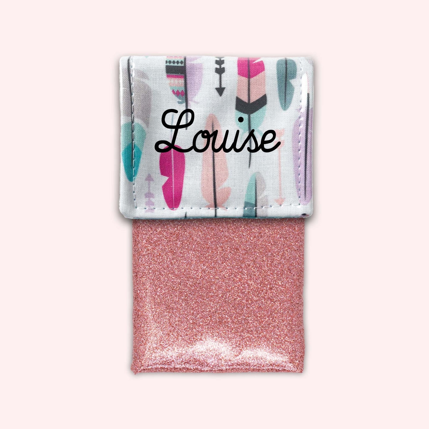 Feathers Magnetic Pouch