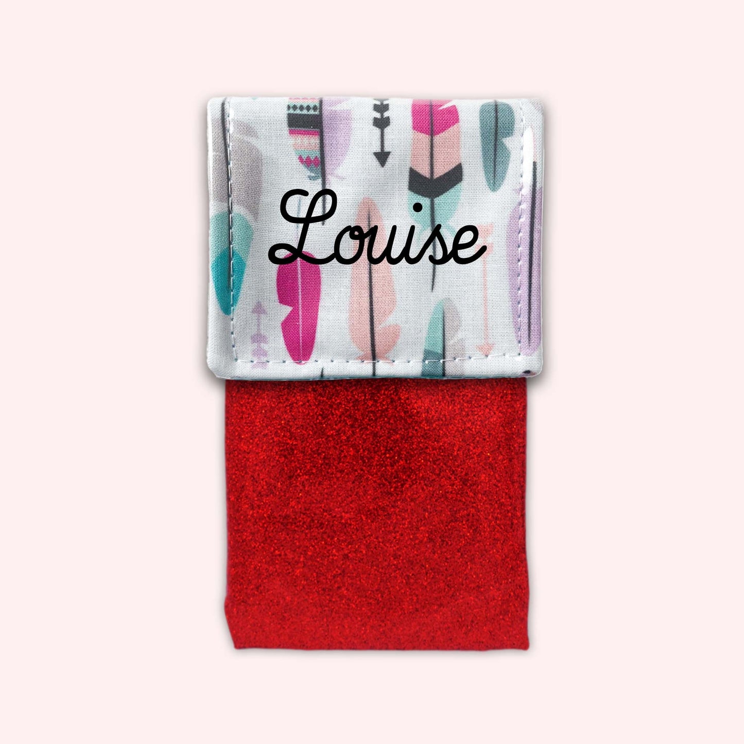 Feathers Magnetic Pouch