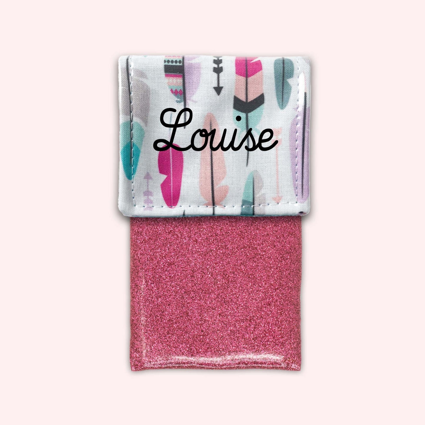 Feathers Magnetic Pouch