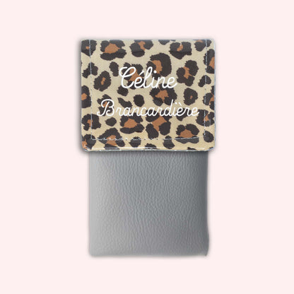 Pochette aimantée Léopard Savane