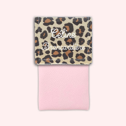 Pochette aimantée Léopard Savane